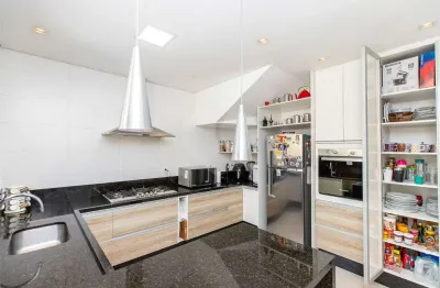 Casa com 4 quartos à venda na Rua Paumari, --, Vila Romana, São Paulo