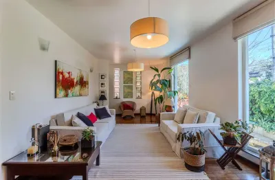 Casa com 3 quartos à venda na Rua Fradique Coutinho, --, Vila Madalena, São Paulo