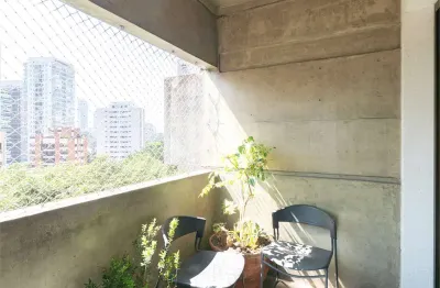 Apartamento com 3 quartos à venda na Rua Paulistânia, --, Vila Madalena, São Paulo