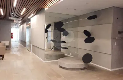 Apartamento com 3 quartos à venda na Rua Alves Guimarães, --, Vila Madalena, São Paulo