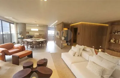 Apartamento com 3 quartos à venda em Alto de Pinheiros, São Paulo 