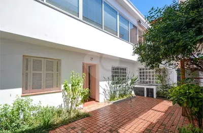 Casa com 4 quartos à venda na Rua Doutor Paulo Vieira, --, Sumaré, São Paulo