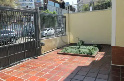 Casa comercial à venda na Rua Padre João Gonçalves, --, Pinheiros, São Paulo