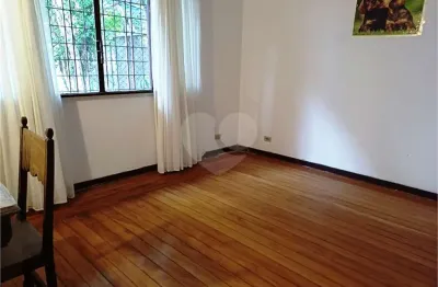 Casa comercial à venda na Rua Arruda Alvim, --, Pinheiros, São Paulo