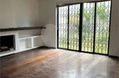 Casa comercial à venda na Vila Madalena, São Paulo 