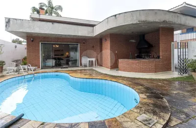 Casa comercial à venda na Rua Japiaçóia, --, Alto de Pinheiros, São Paulo