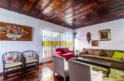 Casa com 4 quartos à venda em Alto de Pinheiros, São Paulo 