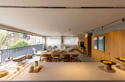 Apartamento com 3 quartos à venda na Rua Alves Guimarães, --, Vila Madalena, São Paulo