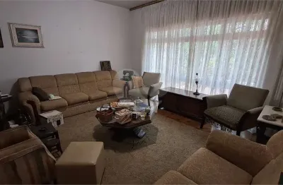 Casa com 3 quartos à venda na Vila Madalena, São Paulo 