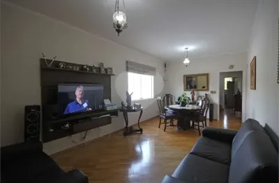 Casa comercial à venda em Alto de Pinheiros, São Paulo 