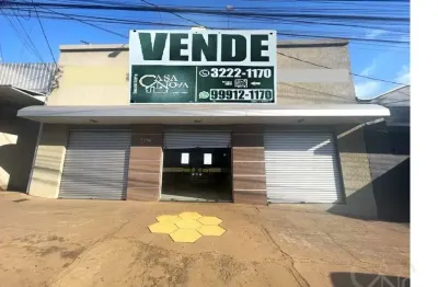 Barracão com 598m² à venda em maringá na  zona 07, na av. colombo