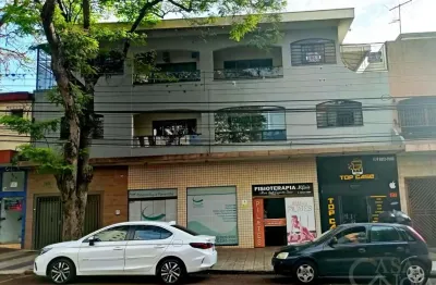 Apartamento sobreloja para alugar na zona 07 em maringá, na rua paranaguá