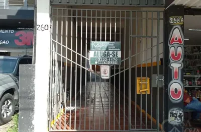 Casa com 1 quarto para alugar na Avenida Morangueira, 260 Fundos, Zona 07, Maringá