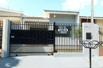 Casa com 3 quartos para alugar na Rua Ivaldo Borges Horta, 434, Jardim Licce, Maringá