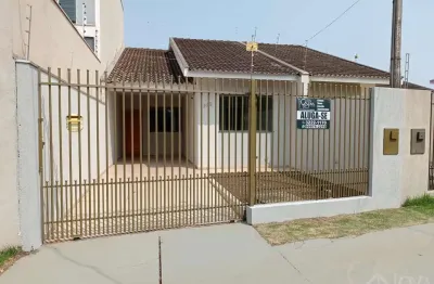 Casa com 3 quartos para alugar na Rua Pioneiro Nereu Mazzer, 223 novo 2, Jardim Tóquio, Maringá