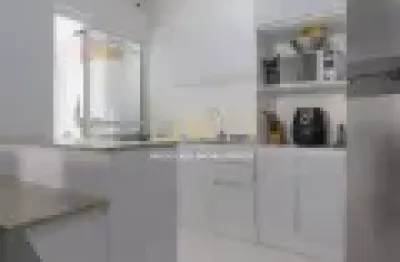 Aparamento com três quartos no bairro saco grande/florianópolis.