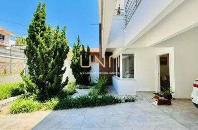 Casa com 3 quartos, 330 m², à venda por R$ 2.800.000- Rua Juventino dos Santos Barbosa - Coqueiros - Florianópolis/SC