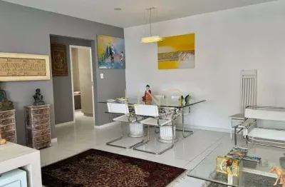Apartamento com 2 dormitórios à venda, 93 m² por r$ 1.100.000,00 - centro - florianópolis/sc