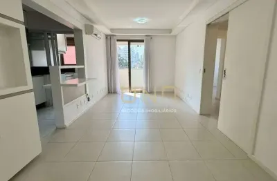 Apartamento com 2 dormitórios à venda, 70 m² por r$ 980.000,00 - centro - florianópolis/sc