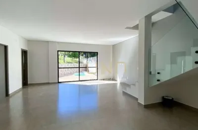 Casa com 3 dormitórios à venda, 240 m² por r$ 1.880.000,00 - córrego grande - florianópolis/sc