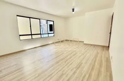 Apartamento Residencial à venda, Centro, Florianópolis - AP0851.