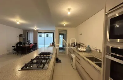 Apartamento com 3 dormitórios à venda, 205 m² por r$ 1.750.000,00 - canto - florianópolis/sc