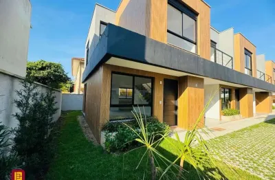 Casa com 3 quartos à venda na Rua Grumixama, 163, Campeche, Florianópolis