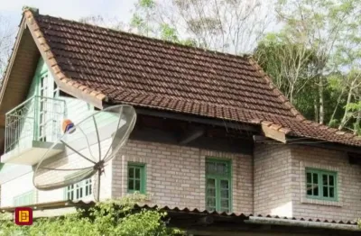 Casa com 3 quartos à venda na Rua Durval Pires da Cunha, Sambaqui, Florianópolis