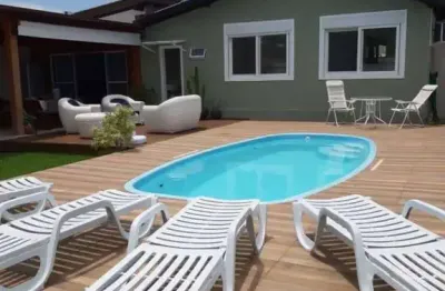 Casa com 3 quartos à venda na Avenida dos Coqueiros, Daniela, Florianópolis