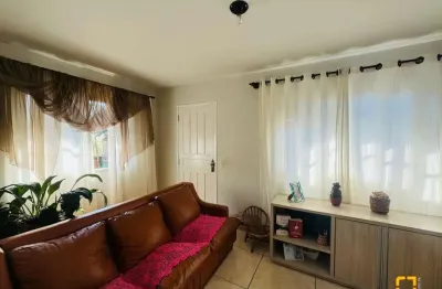 Casa a venda no rio tavares com 3 dormitórios sendo 1 suíte