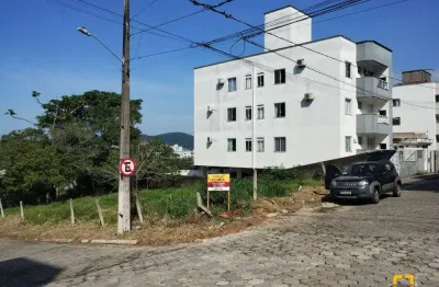 Terreno à venda na Rua Antônio João Vitor, 01, Serraria, São José