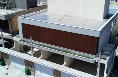 Brognoli vende- casa com 03 dormitórios a 600m do mar na praia dos ingleses