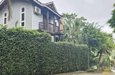 Casa com 3 quartos à venda na Rua Ovídio Zierke, Cachoeira do Bom Jesus, Florianópolis