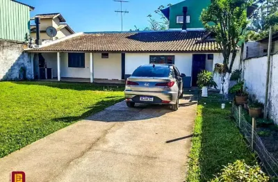 Casa com 2 quartos à venda na Servidão Valdemiro Francisco Senabio, 363, São João do Rio Vermelho, Florianópolis