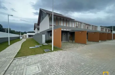 Casa em condomínio fechado com 3 quartos à venda na Rua Sagrado Coração de Jesus, 579, Morro das Pedras, Florianópolis