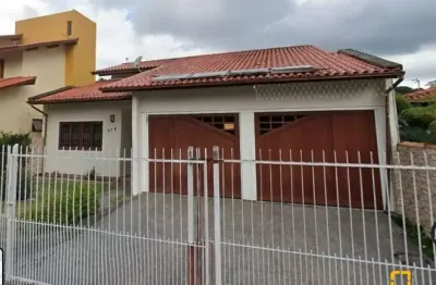 Casa com 03 dormitórios sendo 01 suite na fazenda santo antônio - são josé sc
