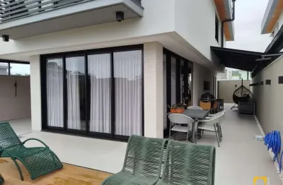 Casa com 3 quartos à venda na Rodovia Doutor Antônio Luiz Moura Gonzaga, 3156, Rio Tavares, Florianópolis