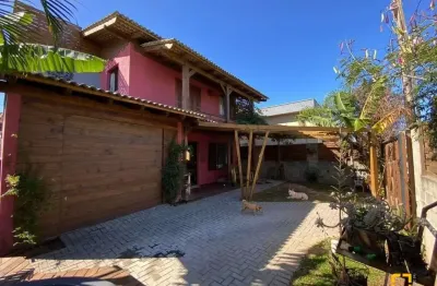 Casa com 2 quartos à venda na Servidão Hipólito Bernardino das Chagas, 500, Rio Tavares, Florianópolis