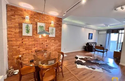 Apartamento 3 quartos, suíte, com closet, 1 vaga, no centro de florianópolis