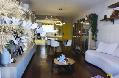 Apartamento com 4 quartos à venda na Rua Doutor Abel Capela, 456, Coqueiros, Florianópolis