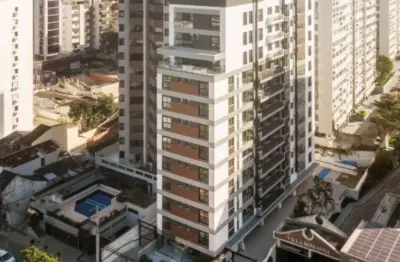 Apartamento 3 quartos, 1 suíte, 2 vagas, hobby box e lazer completo no centro/florianópolis