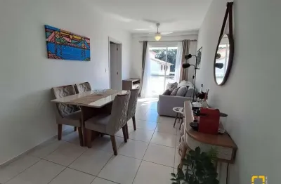 Brognoli vende - apartamento 2 domrmitórios, 1 suíte, sacada c/ churrasqueira - canasvieiras