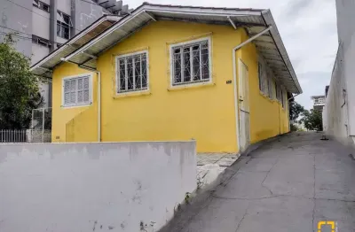 Casa para venda, florianópolis sc, bairro capoeiras, 3 dormitórios, sendo 1 suíe, 3 banheiros