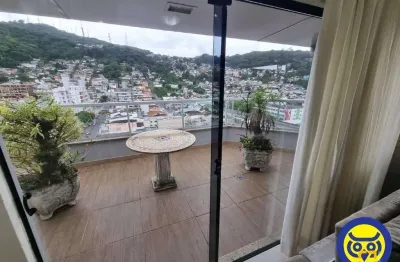 Cobertura duplex com 3 dormitórios, 1 vaga livre, à venda, centro, fpolis