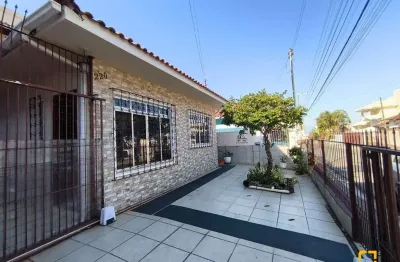 Casa com 4 quartos à venda na Rua Juan Ganzo Fernandes, 220, Saco dos Limões, Florianópolis