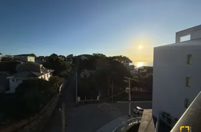 Apartamento duplex com 3 dormitórios à venda no alberto de santiago - joão paulo, florianópolis