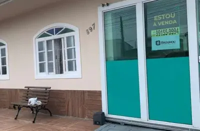 Casa com 3 quartos à venda na Rua Treze de Junho, 897, Flor de Nápolis, São José