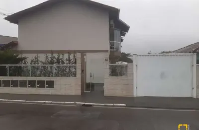 Sobrado 3 dormitórios, 2 banheiros e 1 vaga à venda em são josé - residencial itália