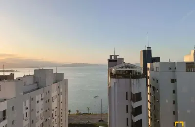 Apartamento 3 dormitório, no centro a uma quadra da beira-mar norte