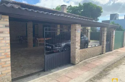 Casa com 3 quartos à venda na Servidão Revoar das Perdizes, 513, Campeche, Florianópolis